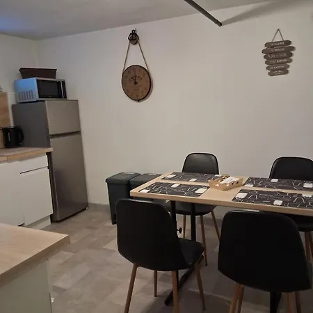 Apartment La Fontaine Des Cagots *